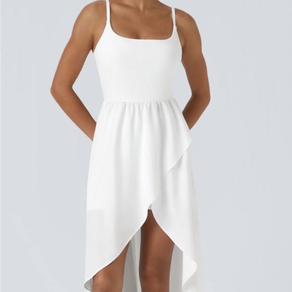 NWT HALARA  Breezeful set S
Shorts have side pocket 
Built in bra  comfy - Picture 4 of 6